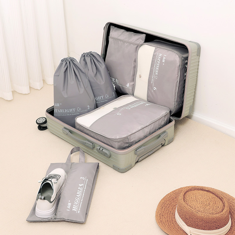 Twill dry and wet compartments six-piece clothing organization and storage bag, suitcase storage set, six-piece storage bag Application Scenario