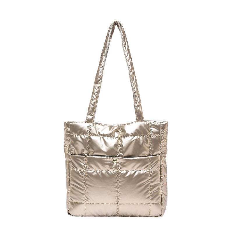 Cross-border retro fashion underarm bag for women 2024 winter new high-end large-capacity commuting single-shoulder bag Item Picture