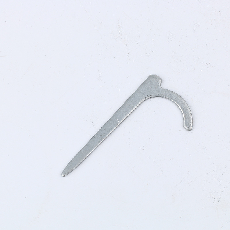 4 points 6 points Water pipe hook nails, water pipe installation, fixed pipe nails, fixed nail hook nails, small water pipe hook nails Application Scenario