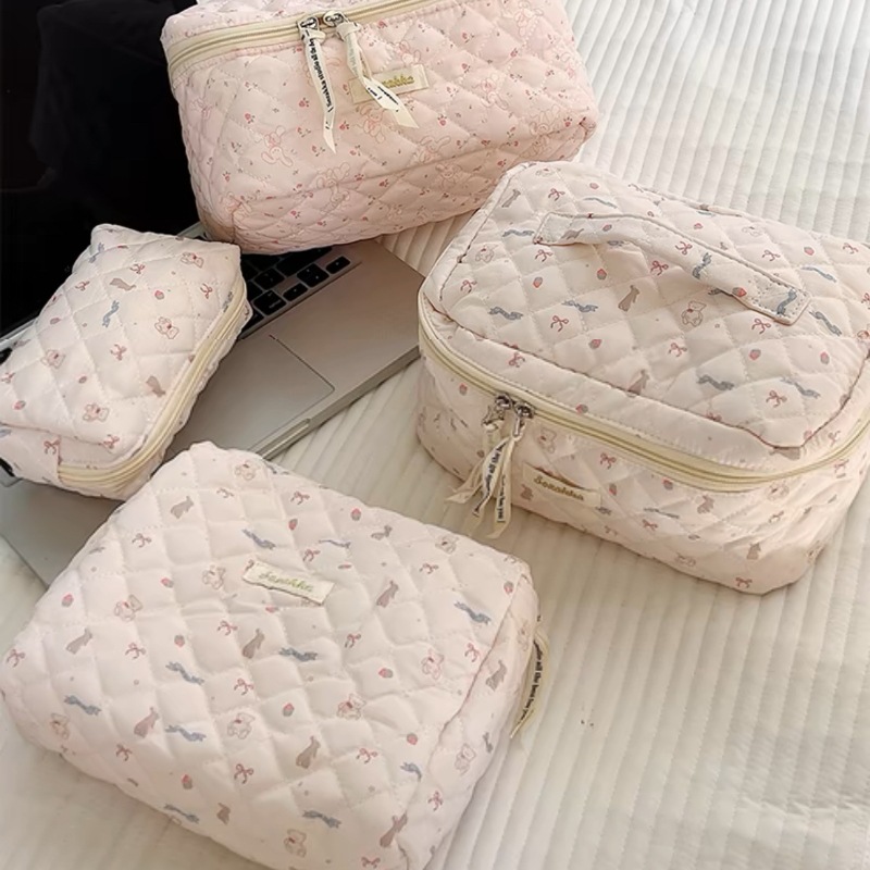 Girls' Heart bow makeup bag 2024 New large-capacity portable hand-held toiletry bag and travel storage bag Specification drawing