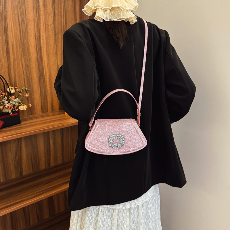 2025 New fashion, niche and simple single-shoulder bag, retro crossbody bag, women's spring fashion, small square under the armpits, women Specification drawing