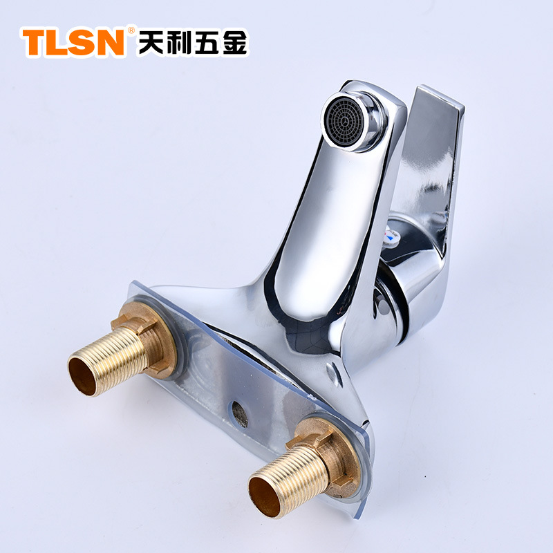 Factory direct sales and wholesale of basin faucets, washbasin faucets, bathroom cold and hot mixed faucets, famous brand two-piece copper body Application Scenario