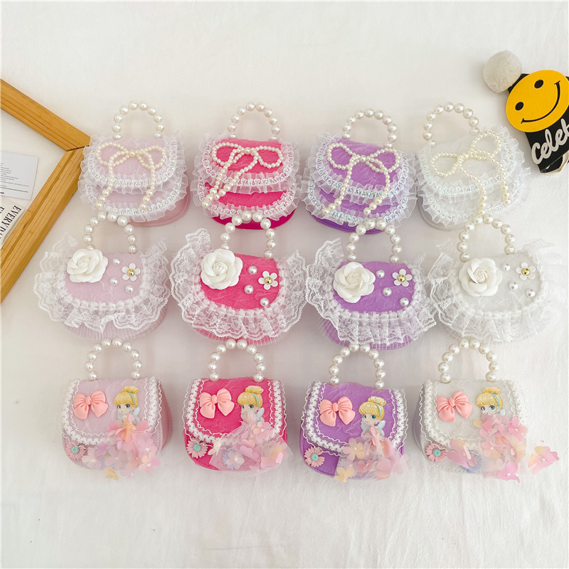 New girls' bag, pearl handbag, stylish princess chain, children's crossbody accessory, coin purse wholesale, single shoulder Application Scenario