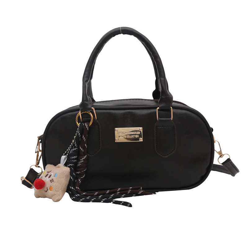 Spring 2025 new casual pendant, retro and simple, large-capacity design, single-shoulder, hand-carry, crossbody pillow bag for women Item Picture