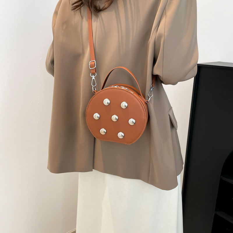 Cross-border high-end retro small round bag for women, Spring 2025 new style, casual and versatile, commuting hand-carry underarm bag trend Specification drawing