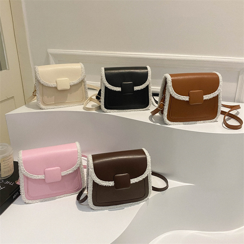 The 2024 new women's bag, a high-end retro small bag with a trendy color contrast, is versatile and stylish. It's a furry crossbody bag and a small square bag Application Scenario