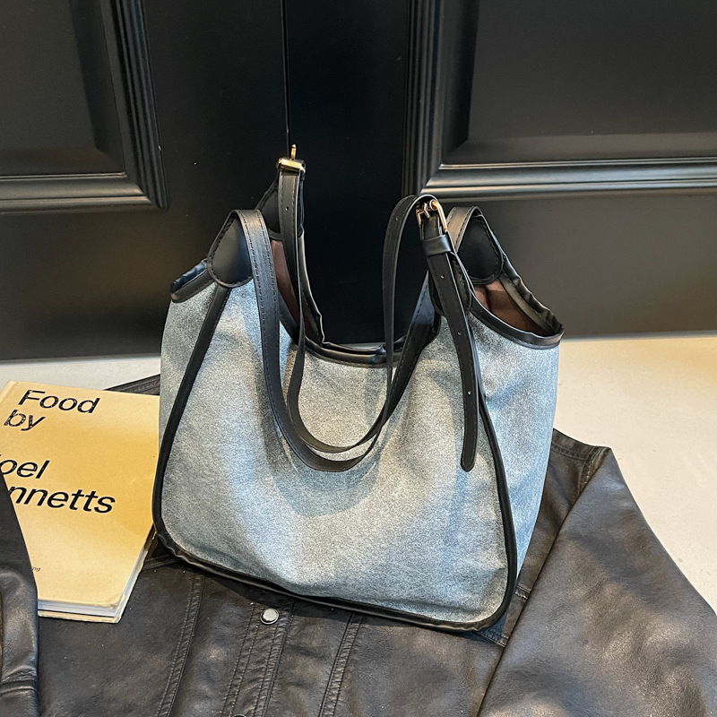 Casual retro bucket bag for women, a new winter 2024 trend single-shoulder underarm bag, a niche large-capacity commuter bag full figure