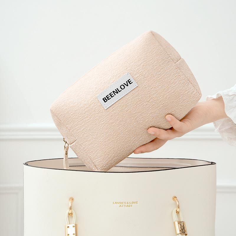 Runhui's new woven snow octagonal makeup bag, hand-held makeup storage bag, portable bag, backpack, travel makeup bag wholesale details Picture