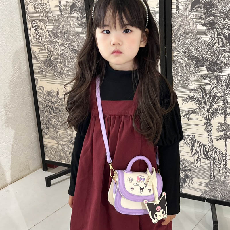 A new summer children's bag for girls, a cute cartoon hand-held small bag, an Instagram little girl's crossbody coin purse Specification drawing