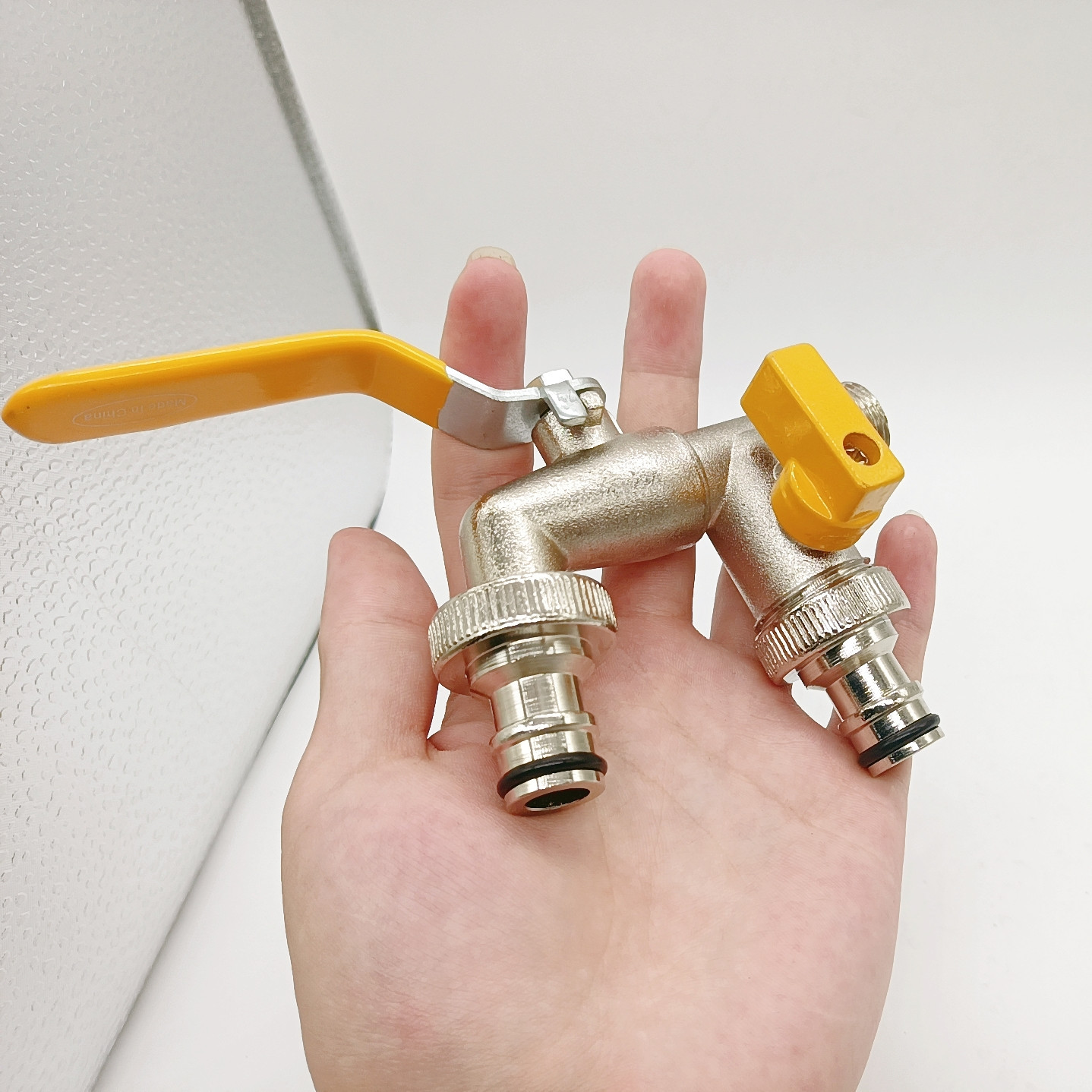 Alloy 4-inch thread outdoor faucet anti-freezing crack ball valve washing machine large flow one in and two out courtyard Specification drawing