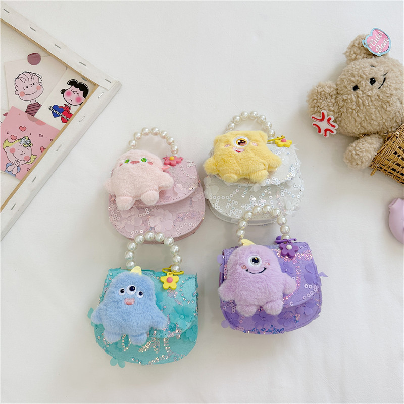 2025 New Aisha Children's crossbody Bag, girls' bag, fashionable Little girl princess single-shoulder bag, baby handbag Application Scenario