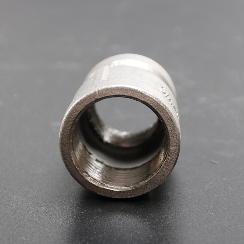 304 stainless steel straight-through double internal thread 316 pipe, Gu internal thread British standard BSPT, American standard NPT pipe clamp internal thread pipe fittings Application Scenario