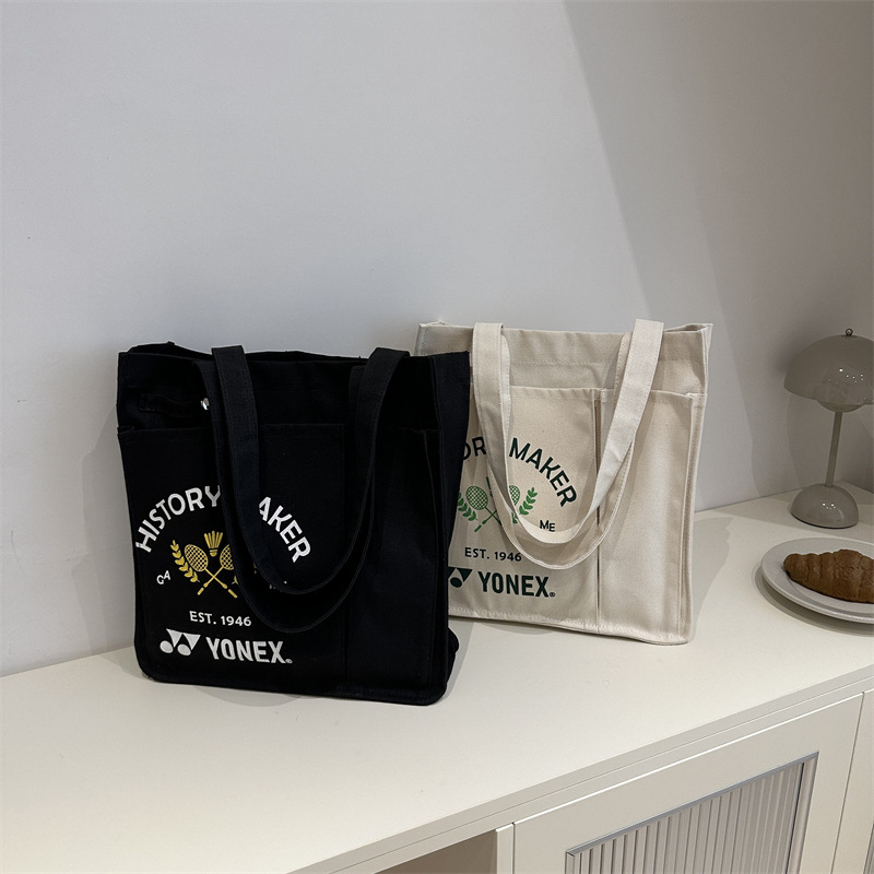 Cross-border bags, ins Japanese-style canvas bags, laid-back style, large capacity single-shoulder hand-carry bucket bags, versatile tote bags Application Scenario