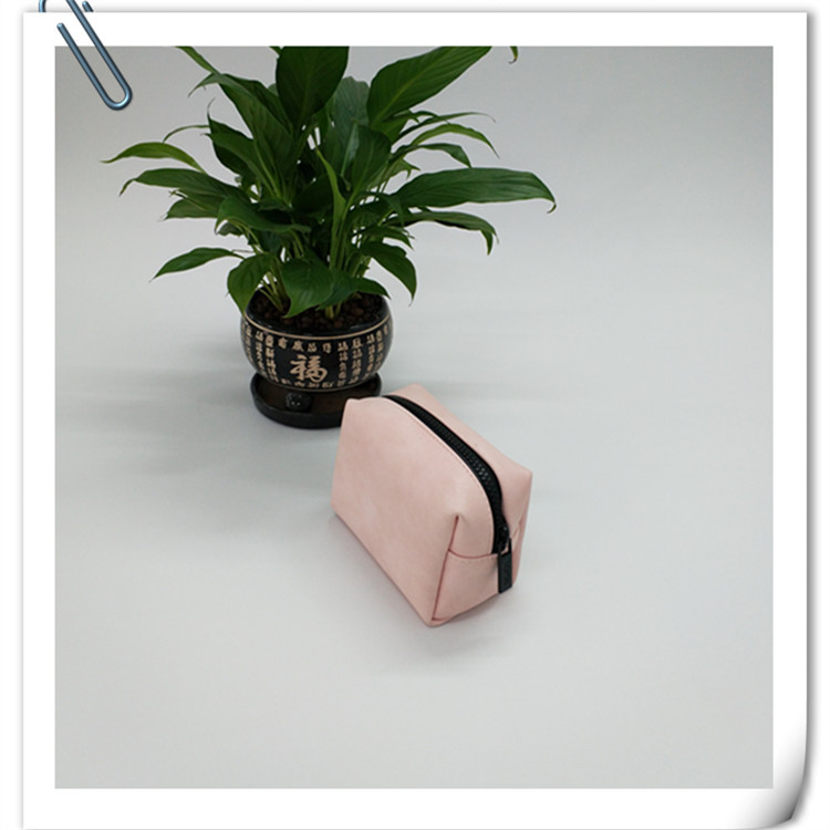 2018PU waterproof cosmetic bag and cosmetic storage bag factory customization Application Scenario