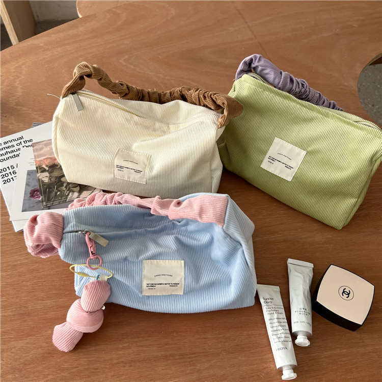 High appearance level, girlish corduroy handbag, cute color-blocking storage bag, large-capacity makeup bag for women to carry details Picture