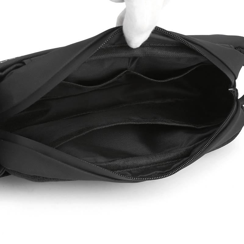 Wepower's new men's chest bag, trendy crossbody bag, outdoor sports waist bag, and large-capacity backpack from ins fashion brand Application Scenario