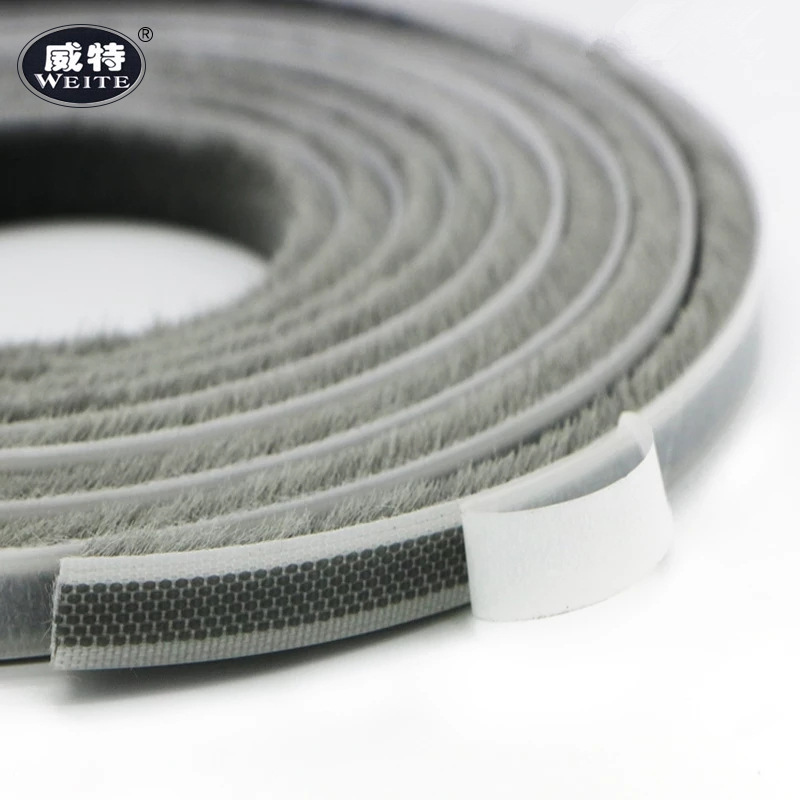 Wholesale of anti-collision self-adhesive wool strips for aluminum alloy Windows, self-adhesive sealing strips for doors and Windows, windproof and mosquito-proof self-adhesive wool strips Application Scenario