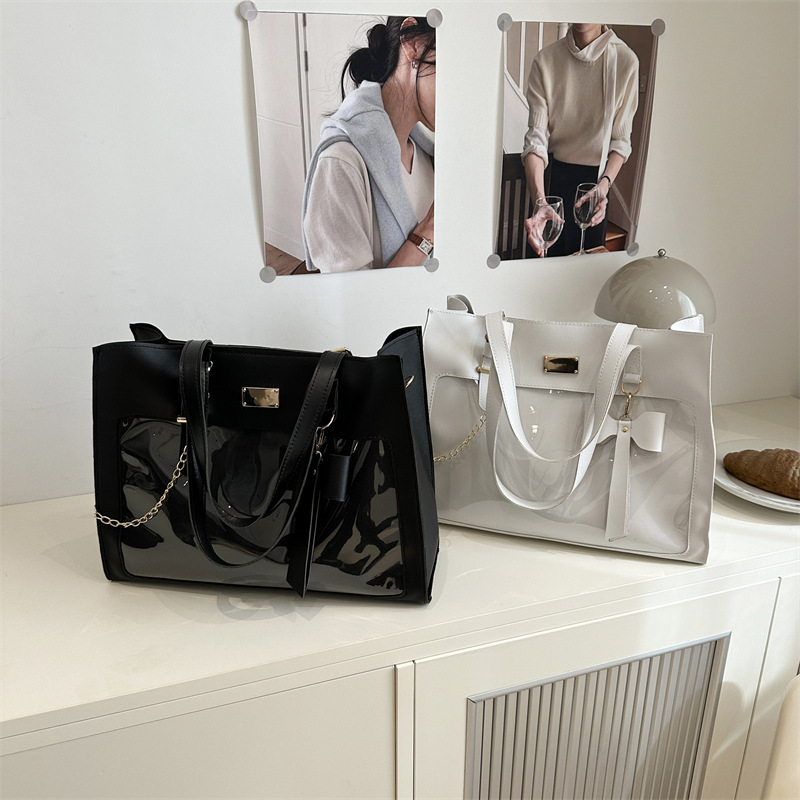 A niche design, sweet and cute girl's bow commuter pain bag, large-capacity crossbody single-shoulder transparent ribbon tote pain bag Application Scenario