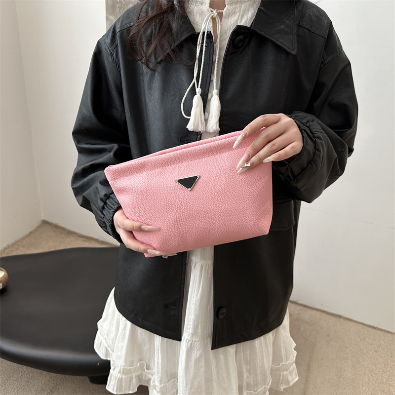Spring 2025 Korean version single-shoulder bag, soft leather new youth trend bag, large capacity bucket bag Specification drawing
