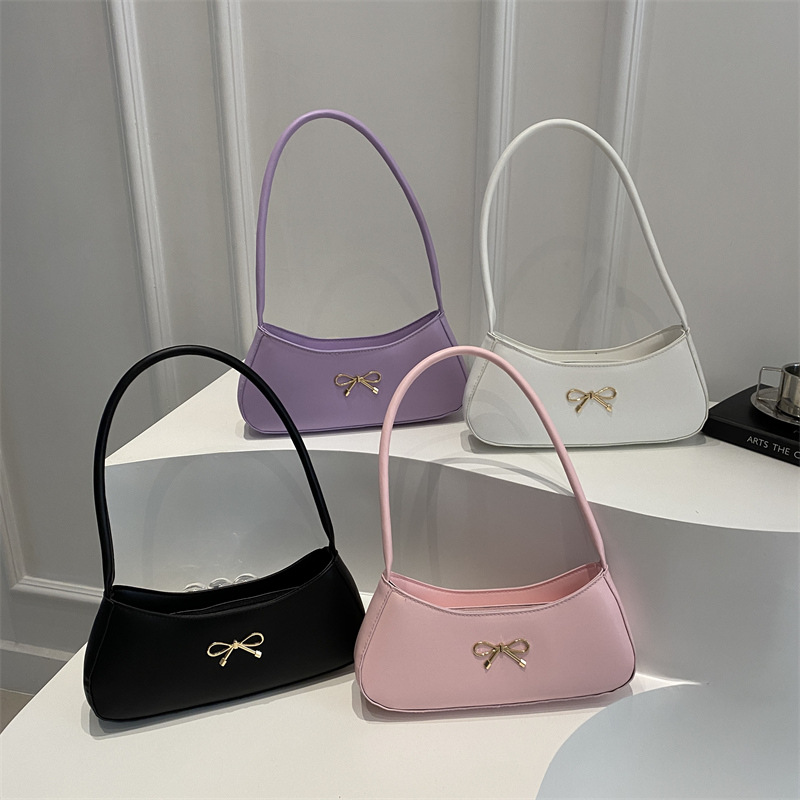 Korean-style fashionable casual bow single-shoulder bag, new Spring/Summer 2025, stylish and stylish crossbody underarm bag Application Scenario