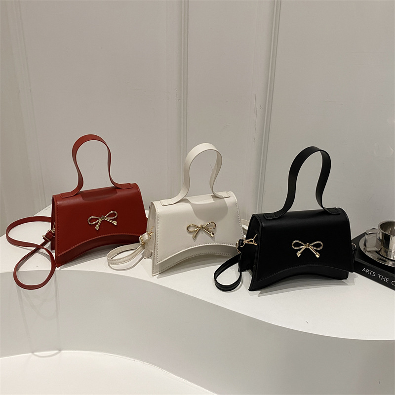 Bow fashion solid color 2025 Spring New casual, stylish and gentle hand-held shoulder crossbody women's small square bag Application Scenario
