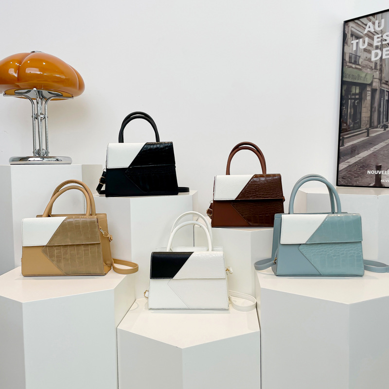 2024 New cross-border fashion crocodile pattern patchwork handbag, European and American retro women's single-shoulder crossbody tote bag for women Application Scenario