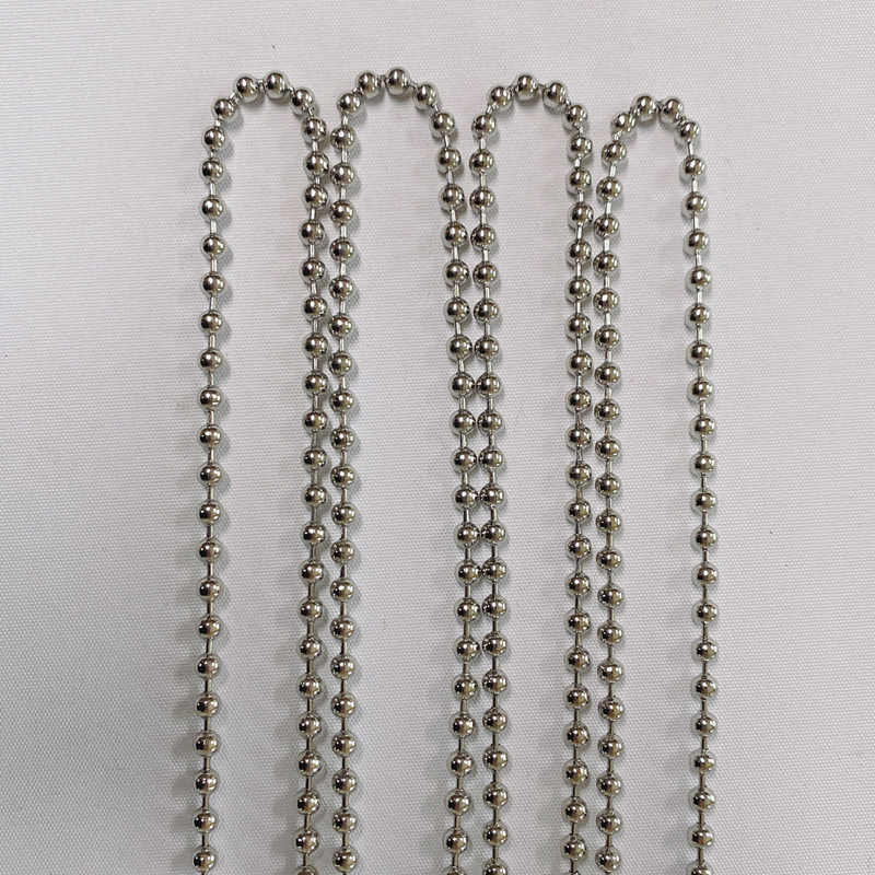 Roller blind circulating pull beads, stainless steel pull beads, plastic pull beads, whole roll vertical curtain, soft yarn roller blind accessories special pull beads Application Scenario