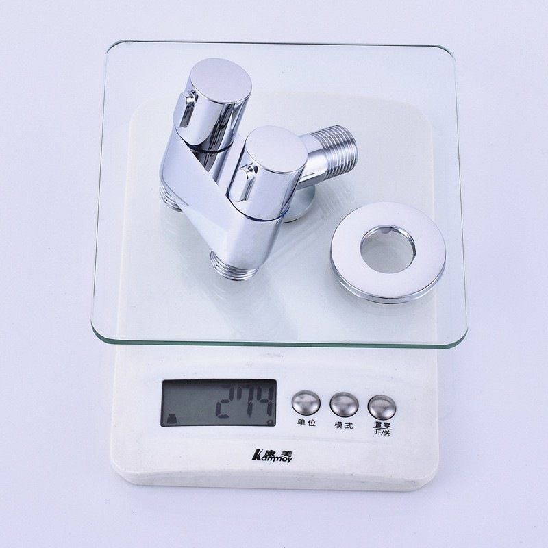 All-copper mini valve, brass triangle valve, one in and two out, one split and two pairs, dual-control multi-functional faucet for washing machine Application Scenario