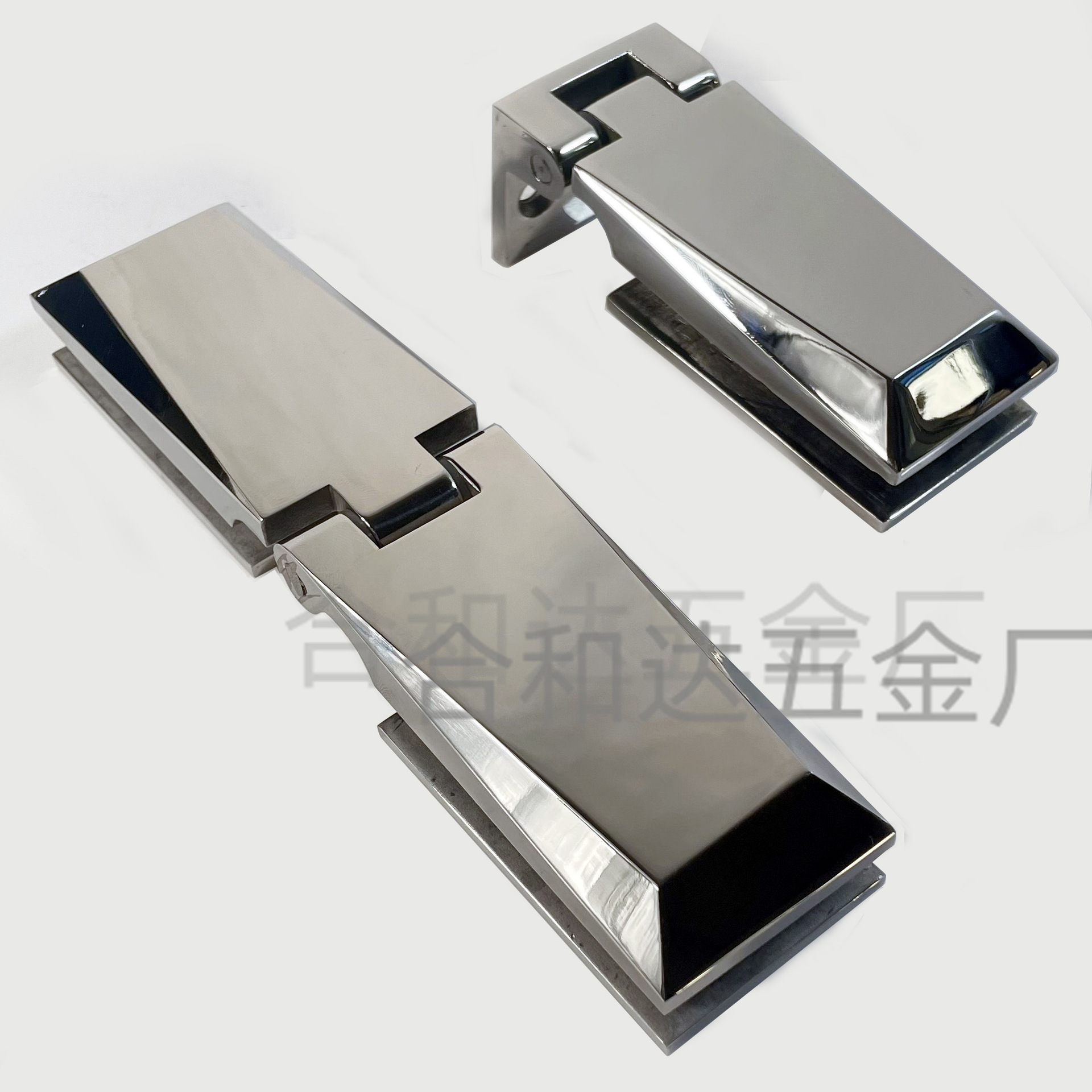 304 stainless steel diamond-shaped movable hinges, precision cast thickened hinges, shower room hardware accessories, bathroom movable glass Application Scenario