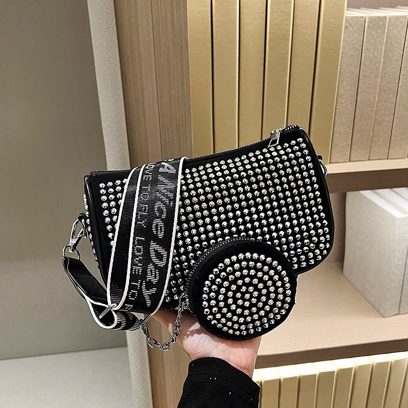 New Winter 2024 trendy bags: Women's fashion shiny diamond bag, crossbody small square bag, simple underarm single-shoulder bun, mother bag full figure