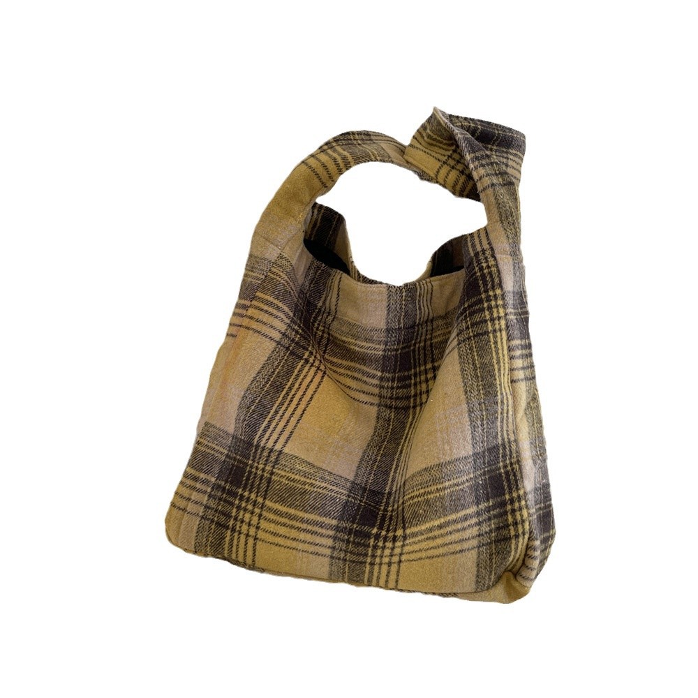 411252 New school-style woolen checkered single-shoulder bag, large-capacity crossbody bag, commuter bag, student schoolbag Item Picture