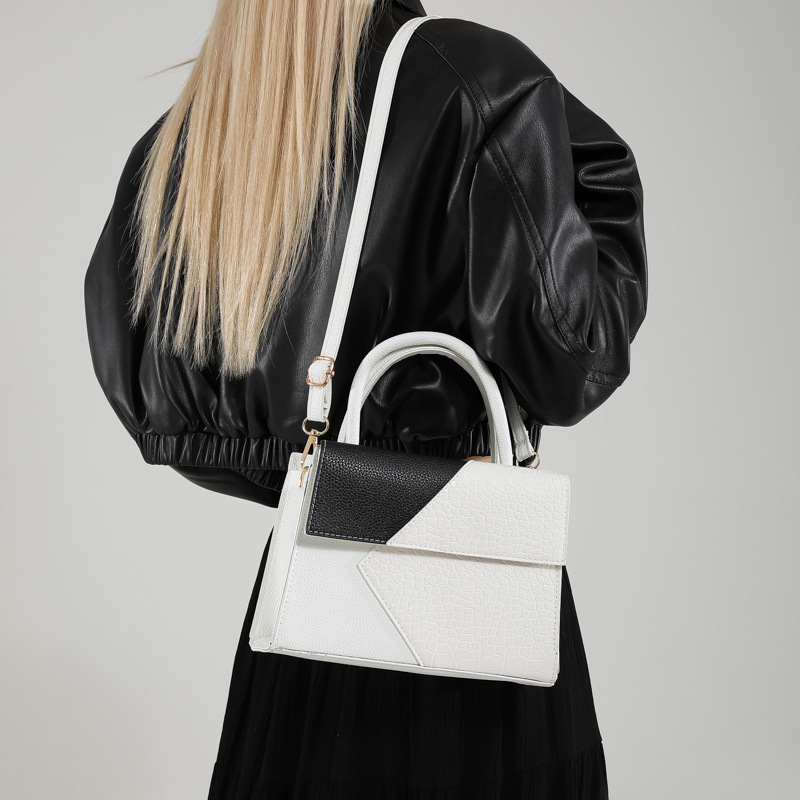 2024 New cross-border fashion crocodile pattern patchwork handbag, European and American retro women's single-shoulder crossbody tote bag for women details Picture
