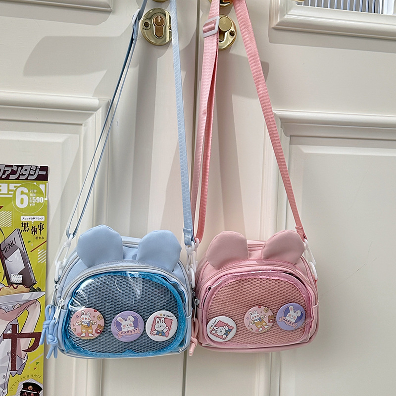 A Japanese-style girl's ins transparent pain bag, a small appetite single-shoulder bag, a versatile large-capacity school-style crossbody bag for girls Application Scenario