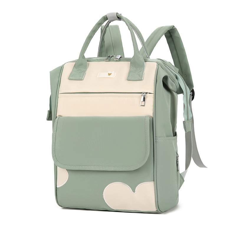 The new Mommy bag is a large-capacity waterproof mother and baby bag, making it convenient for babies to go out and a portable backpack for mothers Application Scenario