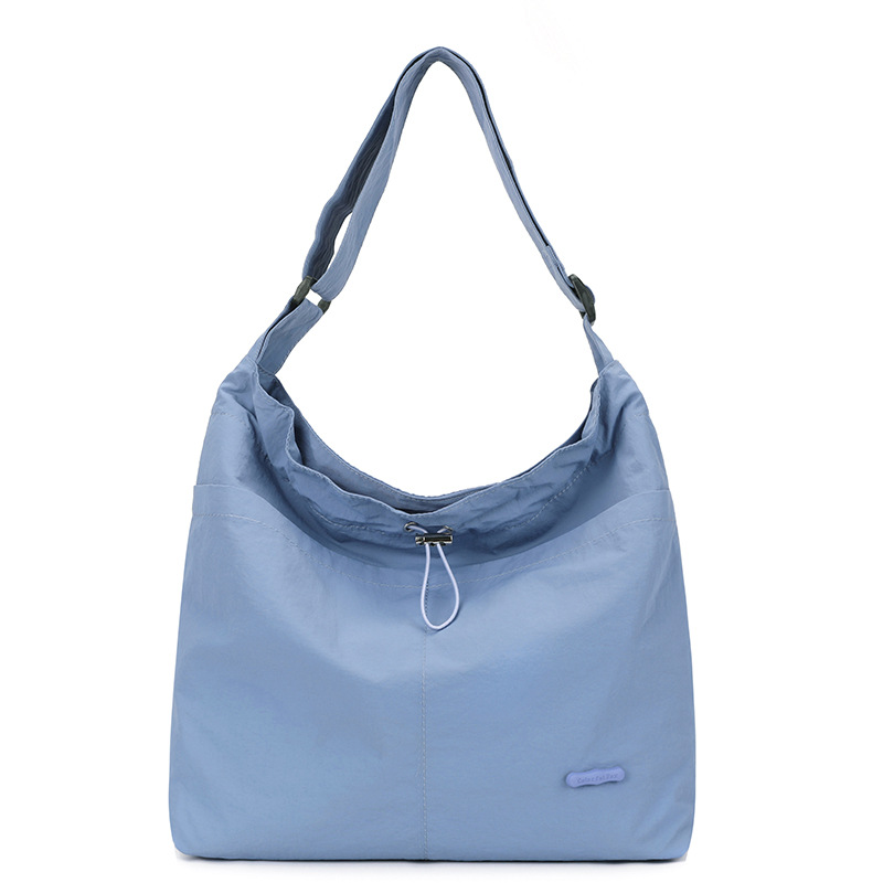 Colorful Fox Korean version of a niche ladies' artistic, simple and casual crossbody bag, versatile, lightweight and drawstring single-shoulder bag Item Picture