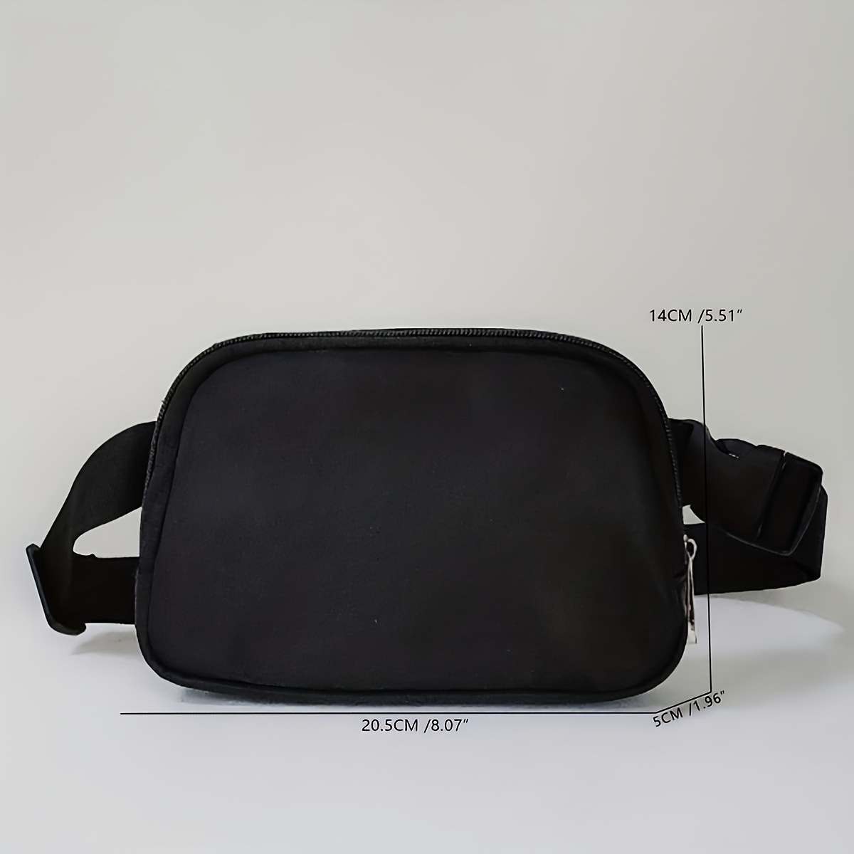 The new LULU-style cross-border waist bag, nylon waterproof chest bag, outdoor sports, running, mobile phone bag, versatile, crossbody for both men and women Application Scenario