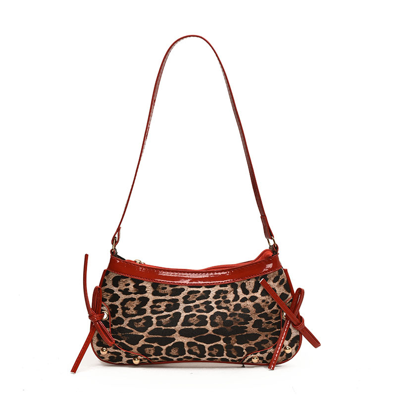 In the spring of 2025, the leopard print underarm bag is a versatile and patchwork single-shoulder small square bag for women, creating a cross-border trend Item Picture