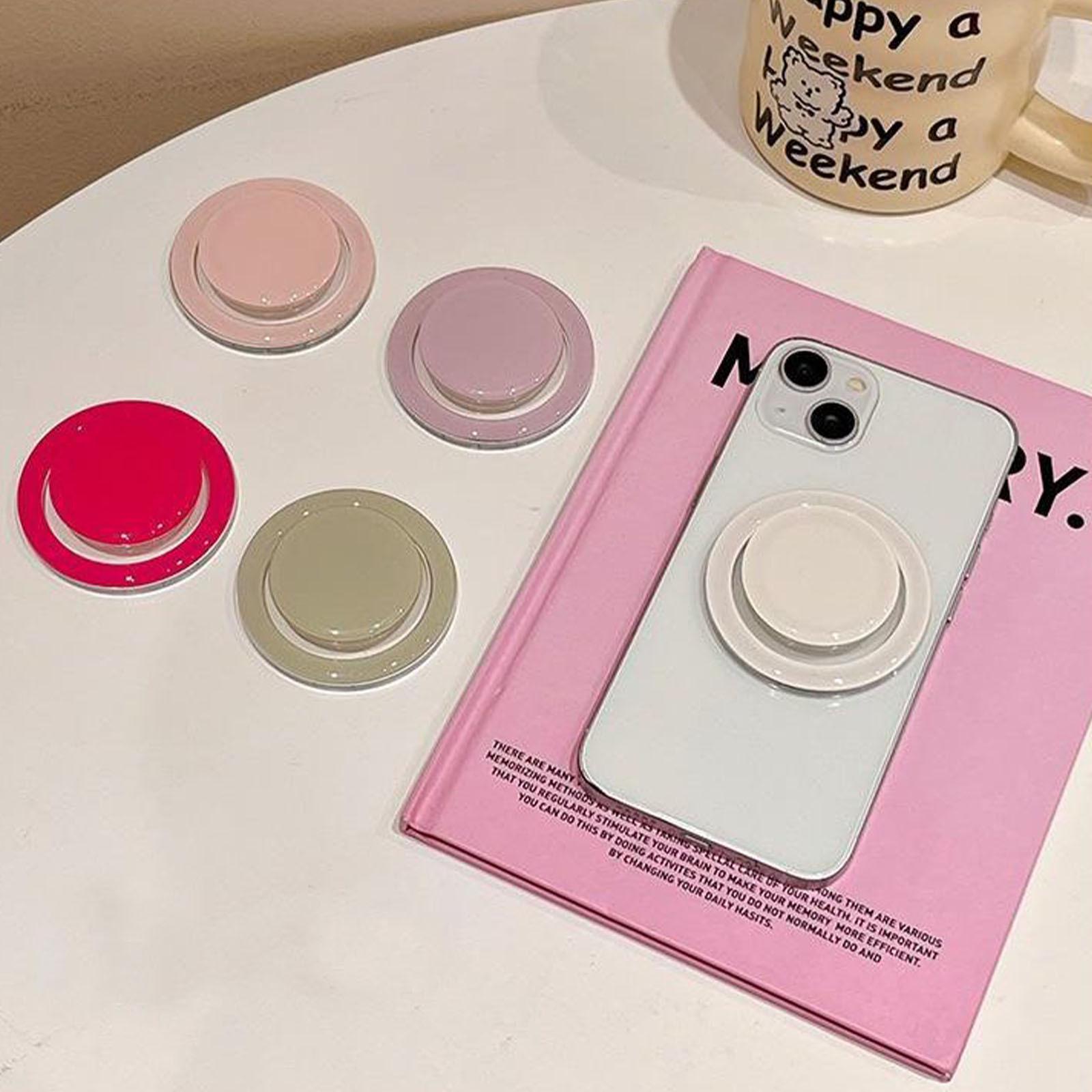 The Korean-style solid color MagSafe magnetic stand is suitable for mobile phones. It has strong adhesion, extendable and foldable features, and is fresh, simple and elegant details Picture