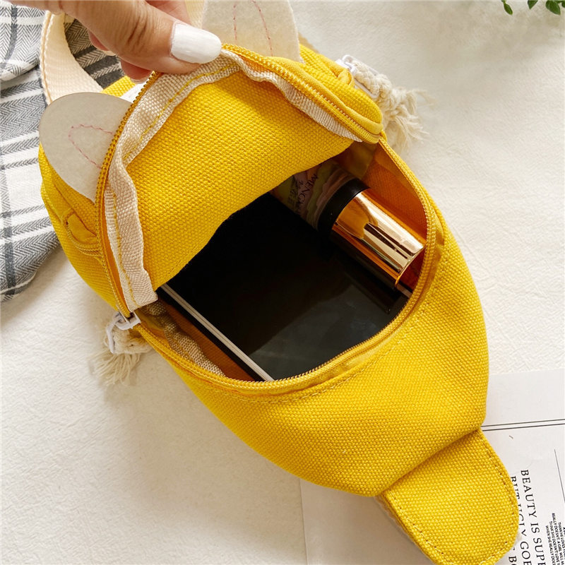 Korean-style children's bags, girls' crossbody bags, fashionable princesses, girls, babies, cute little rabbits, canvas single-shoulder bags Application Scenario