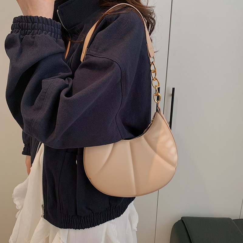 New stylish chain hand-held underarm women's bag 2025 spring single-shoulder embossed solid color casual dumpling bag Specification drawing