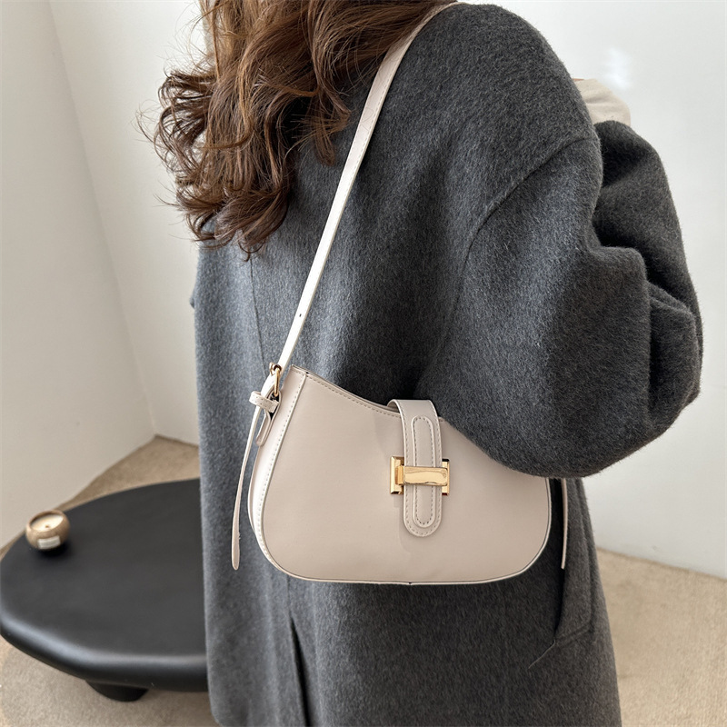 Casual, versatile, retro underarm bag, fashionable bag for women, 2024 new autumn, high-end commuting single-shoulder crossbody bag details Picture