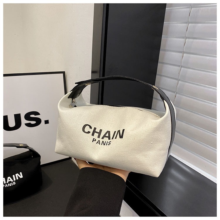 Popular large-capacity makeup bags are selling well. Portable and high-end style travel handbags, toiletries and storage bags are available for wholesale Application Scenario