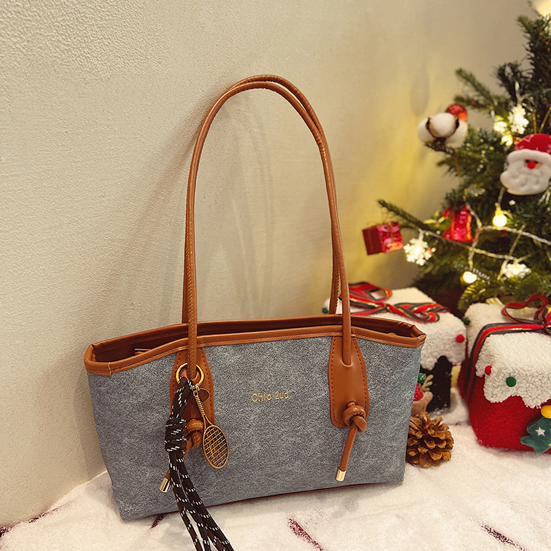 Women's retro large-capacity bag 2024 Cross-border new casual and versatile single-shoulder underarm tote bag for commuting to school full figure