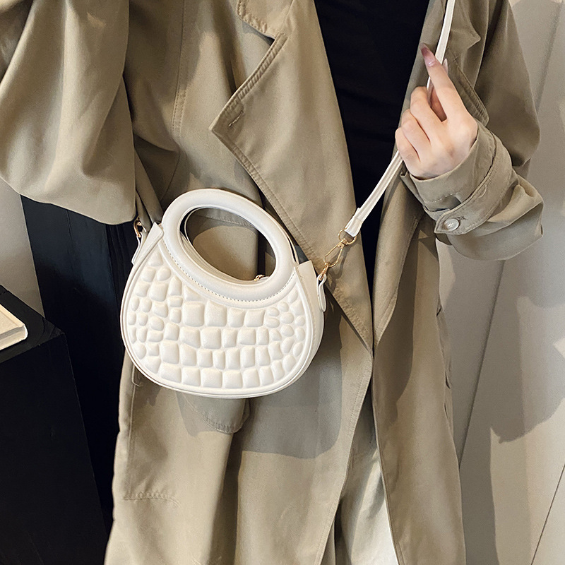 Pleated, trendy and simple ins crossbody bag 2024 new autumn hand-held shoulder bag for women, commuter bag for women Specification drawing