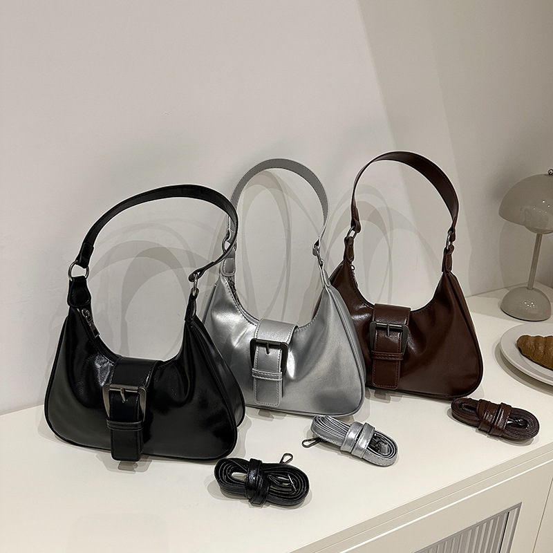 Cross-border fashion baguette bag for women, 2024 new simple and high-end single-shoulder crossbody bag, versatile European and American crossbody bag Application Scenario