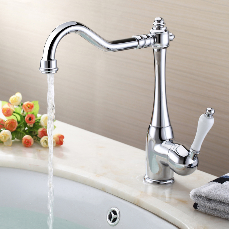 European-style brass rotating kitchen sink, sink and washbasin for export, ceramic handle, golden cold and hot water antique faucet details Picture