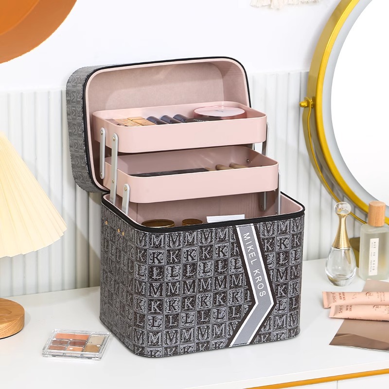 Retro and fashionable letter makeup bag, new multi-layer large-capacity makeup box, portable travel cosmetics storage, cross-border Specification drawing