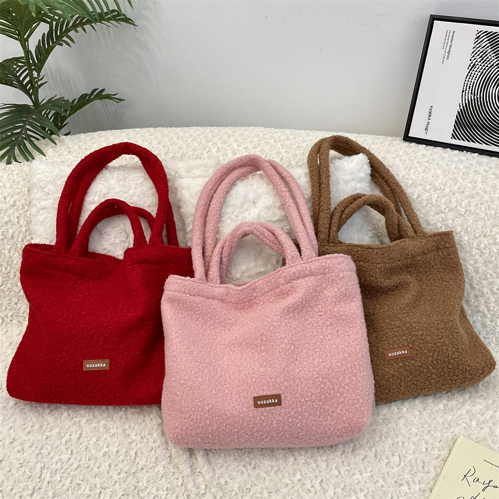 411121 Autumn/Winter New Style 2024 Korean version plush soft shoulder Bag, underarm bag, large capacity commuter handbag full figure