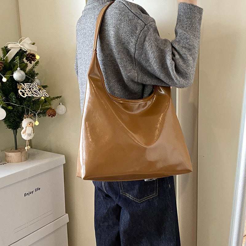 Cross-border women's bag, underarm bag, 2024 new fashion handbag, cracked PU bag, trendy large-capacity single-shoulder bag Specification drawing