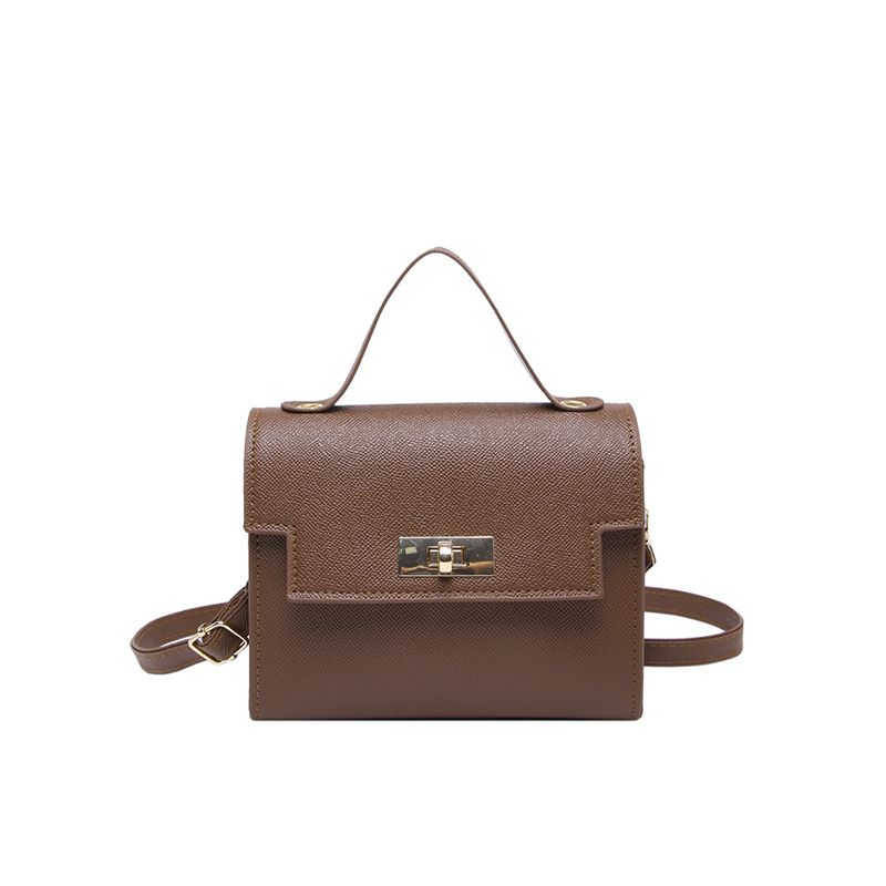 French niche fashion underarm bag for women, 2024 new trendy retro commuter single-shoulder bag, fashionable and high-quality crossbody bag Item Picture